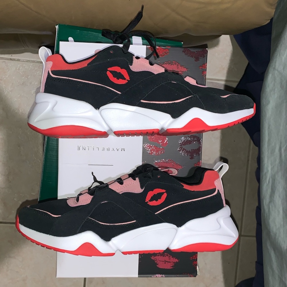 PUMA NOVA x MAYBELLINE WMNS Red Black Shoes